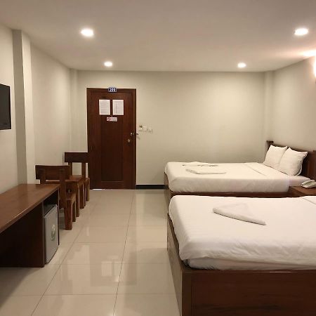 פנום פן Regal Home Guesthouse מראה חיצוני תמונה