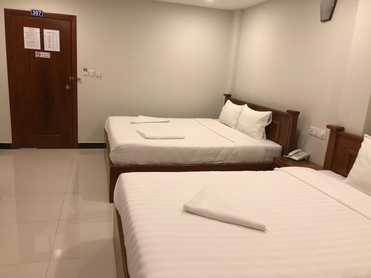 פנום פן Regal Home Guesthouse מראה חיצוני תמונה